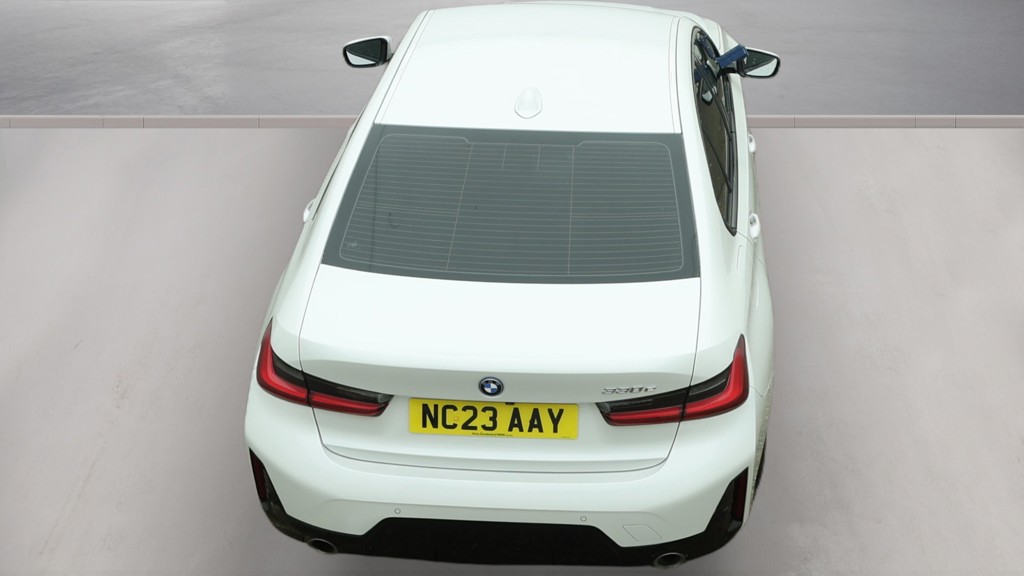 BMW 3 Series — photo 8